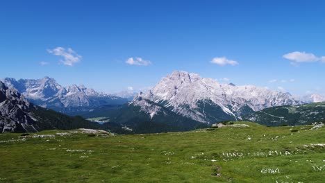 National-Nature-Park-Tre-Cime-In-the-Dolomites-Alps.-Beautiful-nature-of-Italy.