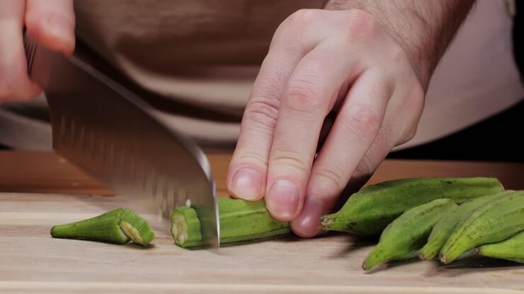Chopping Okra