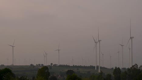 Windkraftanlagen-Sind-Saubere-Alternative-Energieoptionen-Für-Thailand-Und-Das-Südostasiatische-Festland