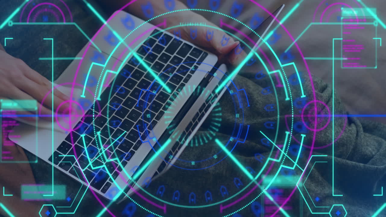 animación de la red de conexiones con iconos sobre mujer caucásica limpiando portátil