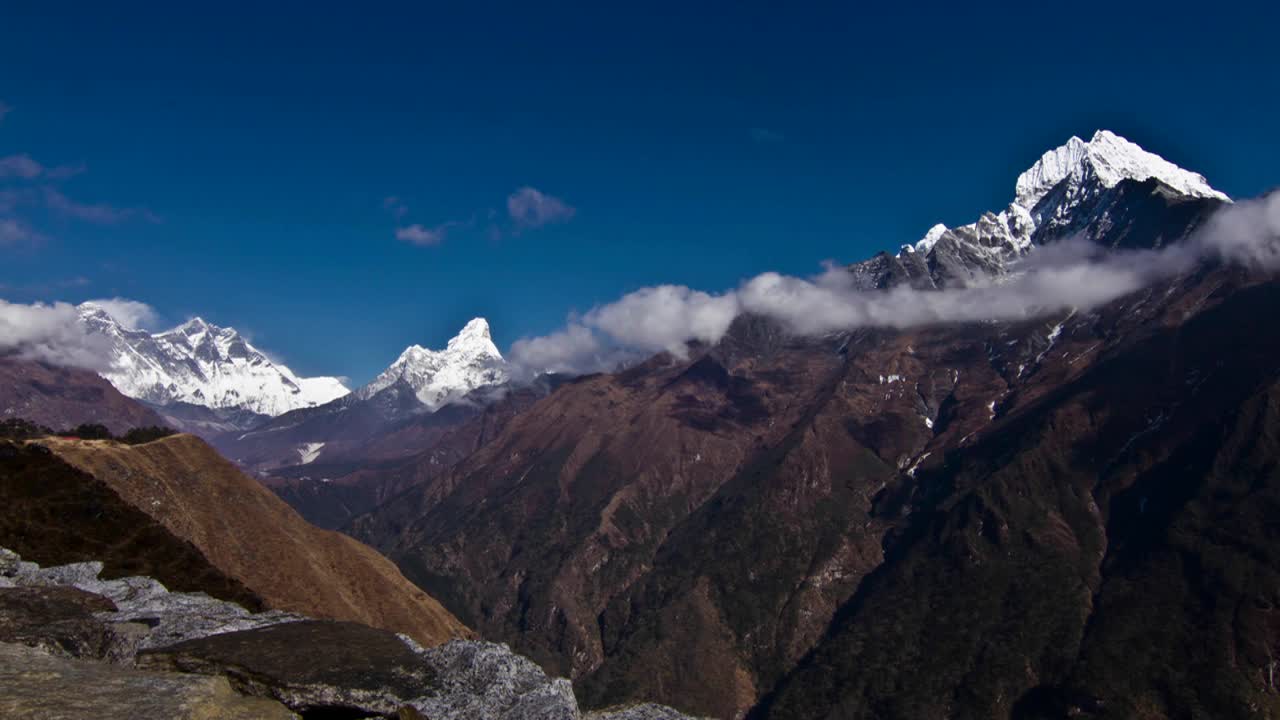 aconcagua lapso de tiempo cerca de la cumbre al atardecer