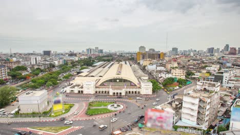 4k time lapse zoom out : traffic at bangkok railway station in bangkok, thailand.