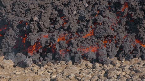 enfriamiento de la lava después de la erupción. tiro estático