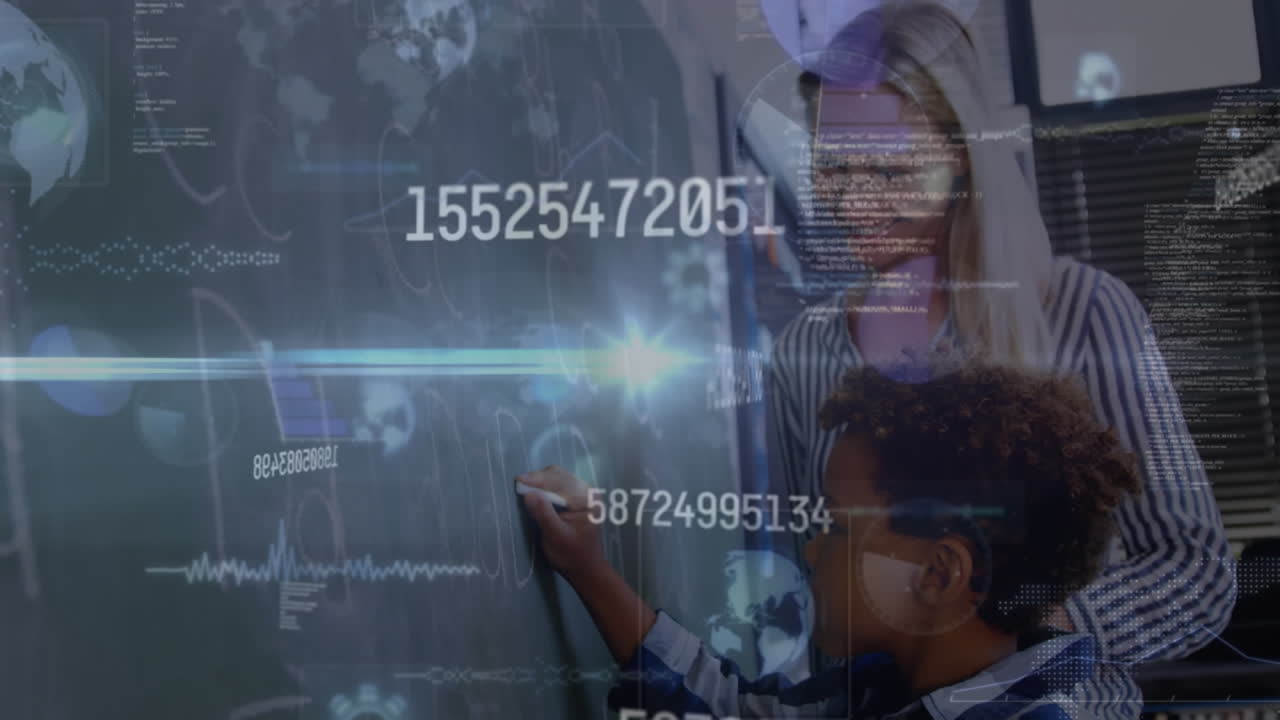 animación del procesamiento de datos sobre diversos escolares y maestros.