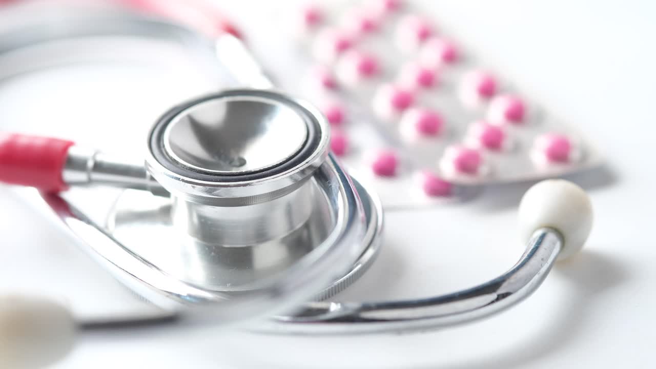 stetoscopio e farmaci