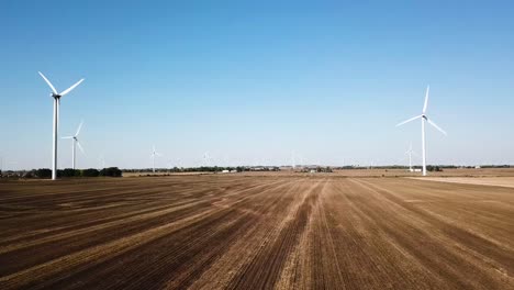 Windkraftanlagen-In-Ländlicher-Umgebung