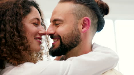 amor, baile y romance con una pareja feliz