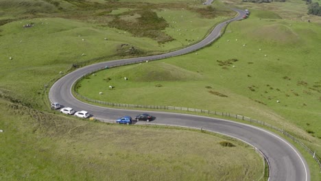 disparo de dron elevándose por encima de mam tor 04