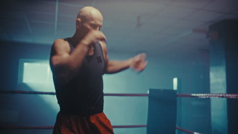 boxeador en entrenamiento
