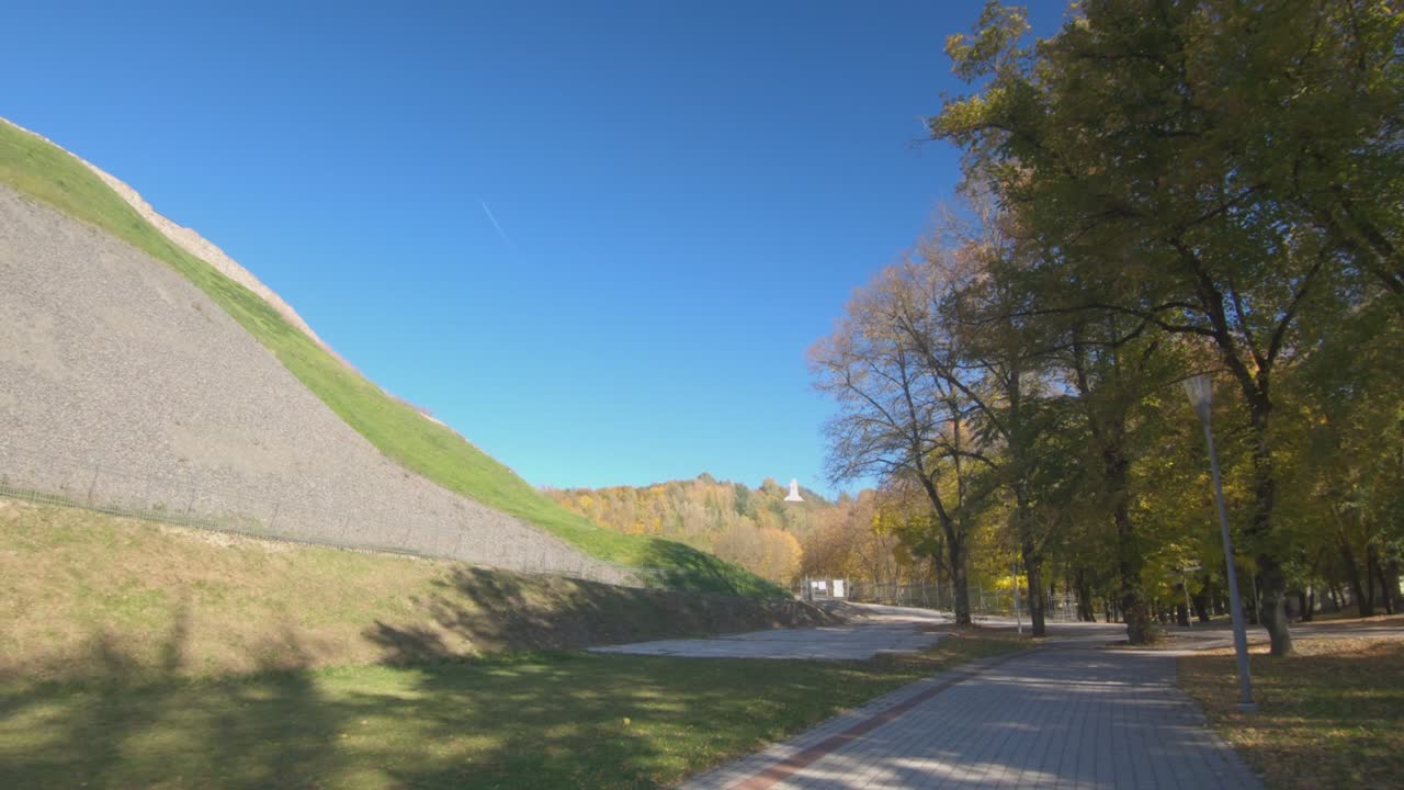 빌니우스, 리투아니아의 언덕에 세 개의 십자가