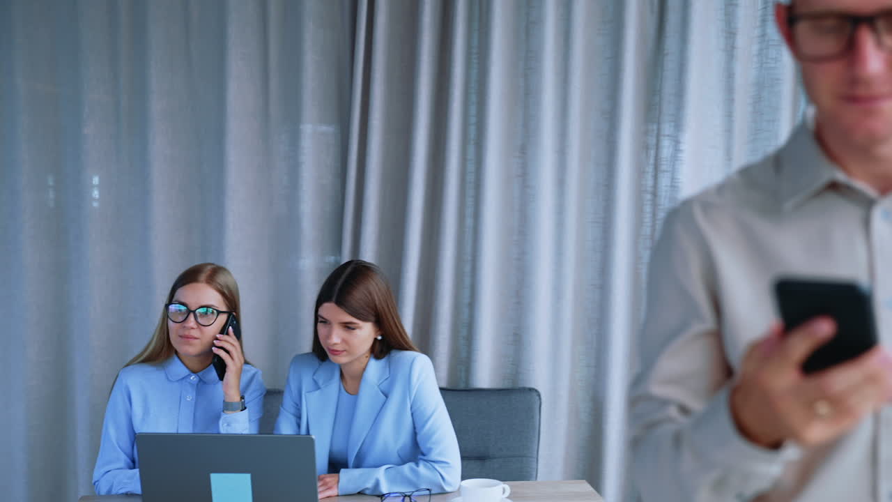 reunión del equipo de negocios