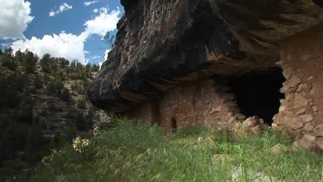 Medium-Shot-Of-Cliff-Dwellings-In-Walnut-Canyon-National-Monument