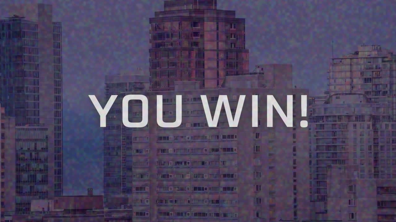 animación de usted ganar texto en blanco, sobre pixelado película envejecida de los edificios de la ciudad