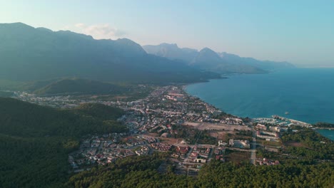 Imágenes-Aéreas-De-Drones-4k-De-Kemer,-Antalya,-Turquía