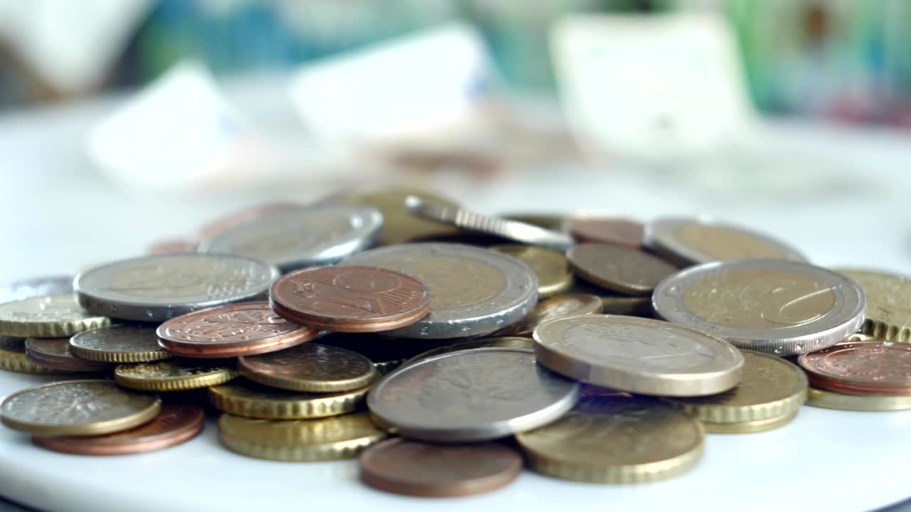 monedas de centavos de euro macro rotativas