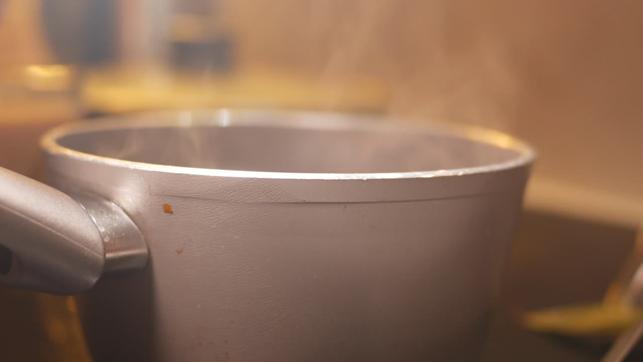 스토브에 있는 비