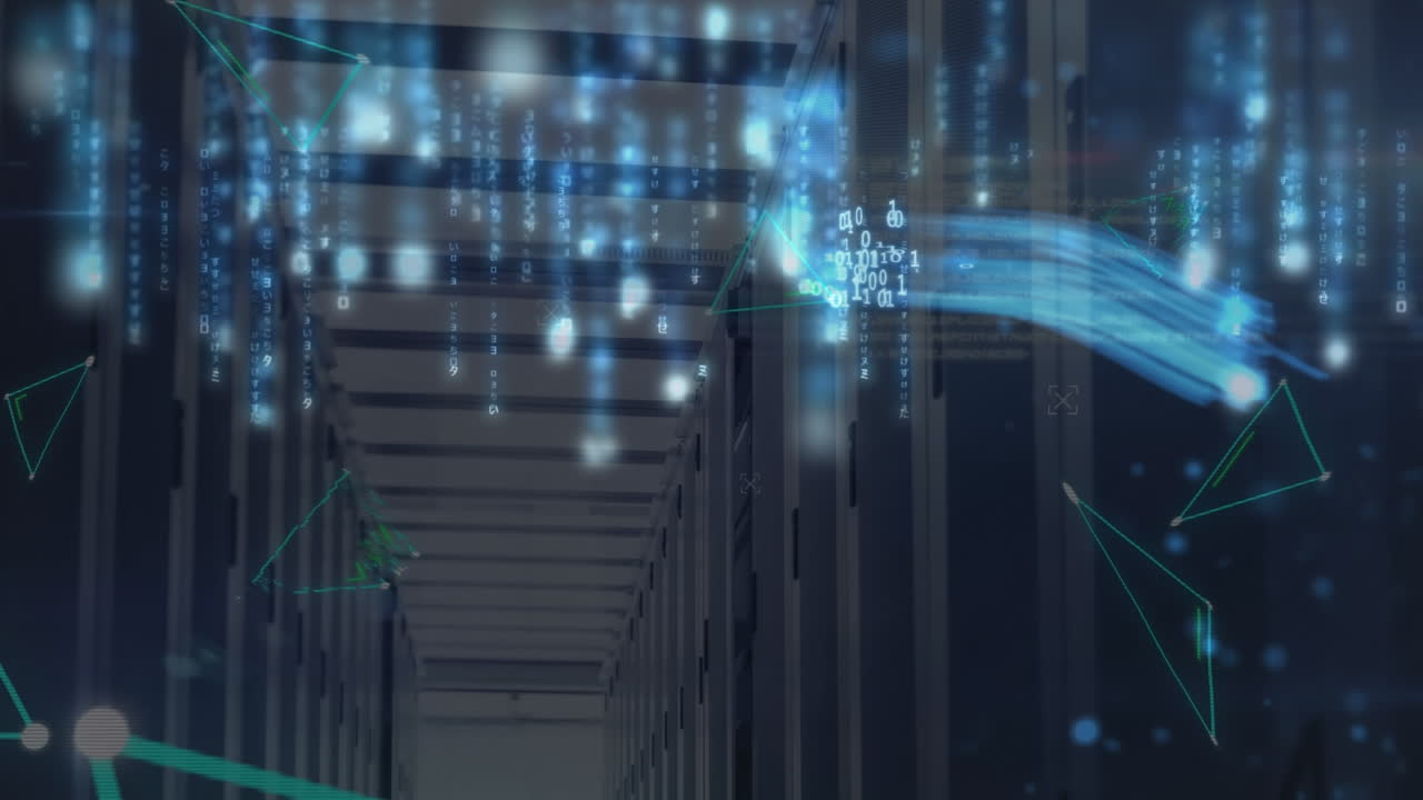 삼각형과 컴퓨터 서버를 통해 데이터 처리의 애니메이션