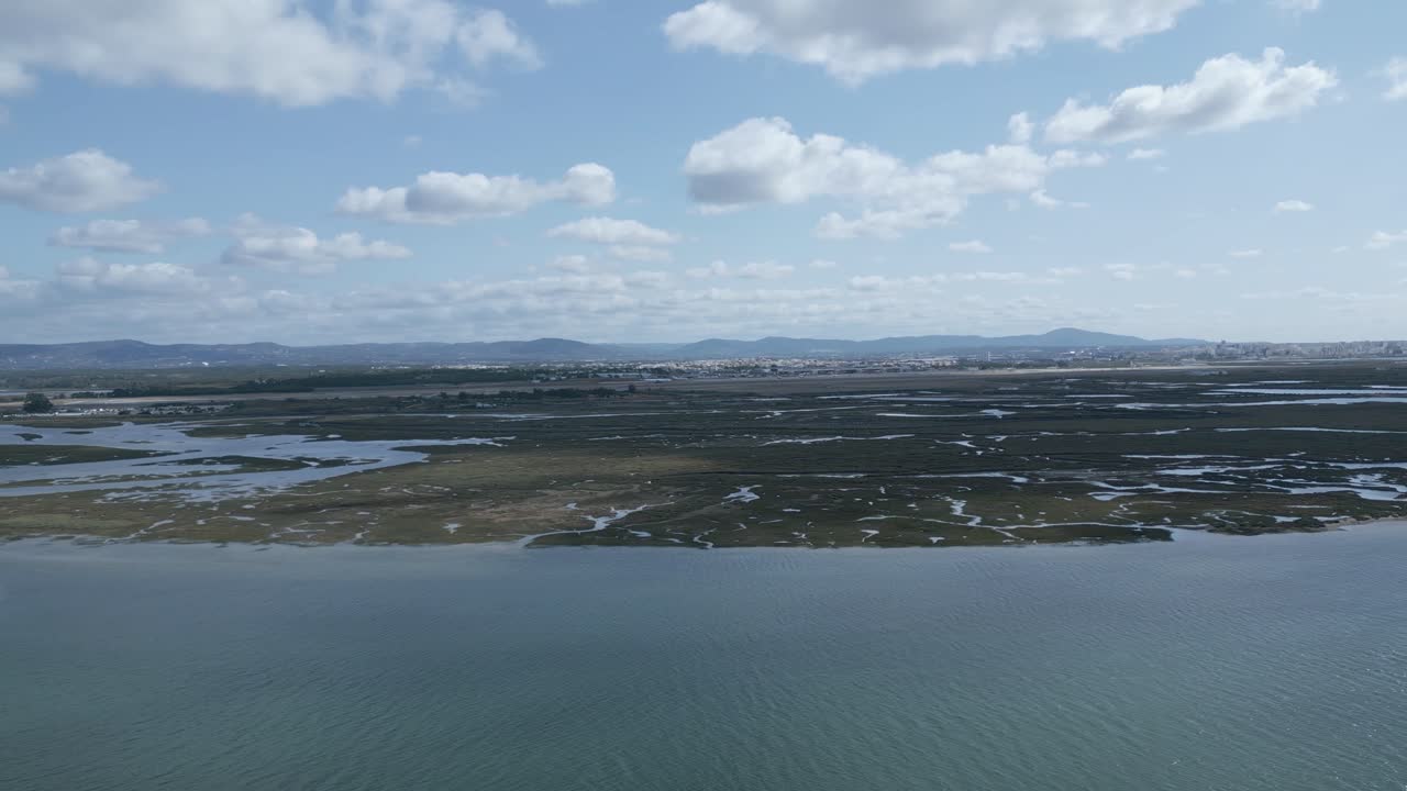 포르투갈 알가르베 에 있는 리아 포르모사 의 공중 사진