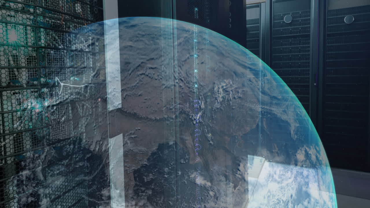 анимация глобуса напротив комнаты серверного компьютера