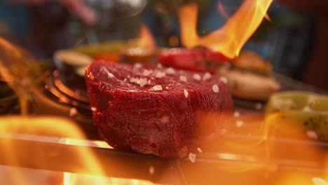 bistec a la parrilla con verduras