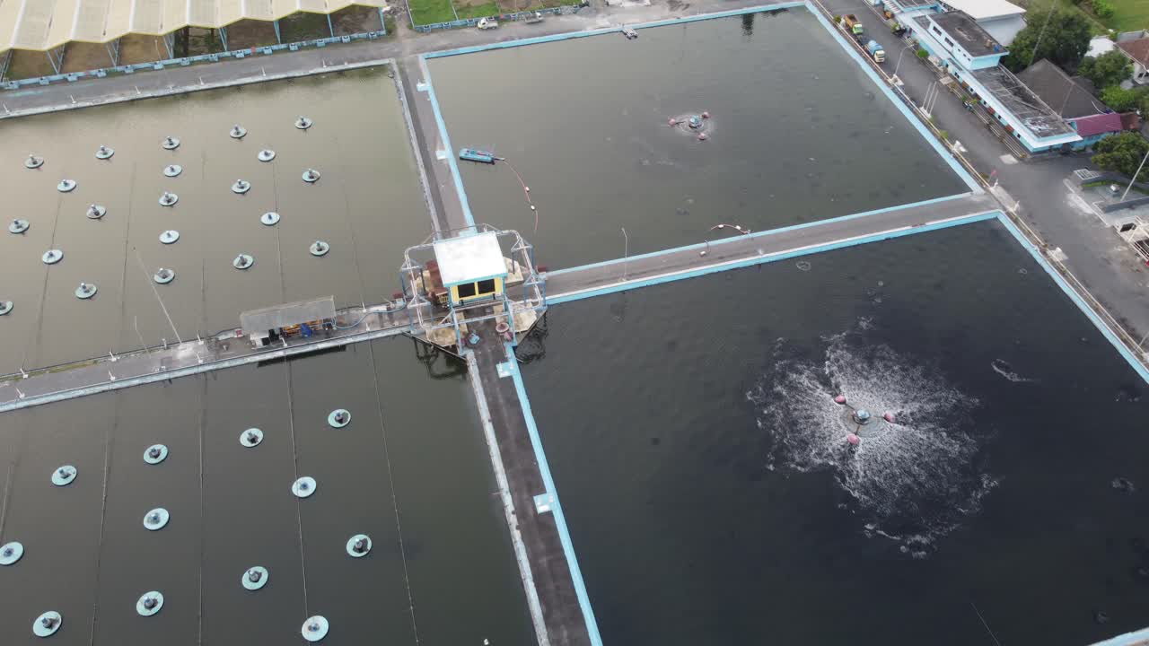 인도네시아 요기야카르타의 폐수 처리 공장 또는 ipal