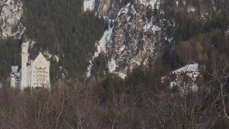 Vista-Del-Castillo-De-Neuschwanstein-Desde-El-Castillo-De-Hohenschwangau-Imágenes-4k