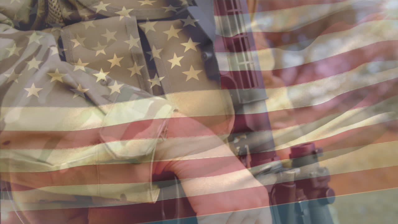 анимация флага сша над кавказским солдатом