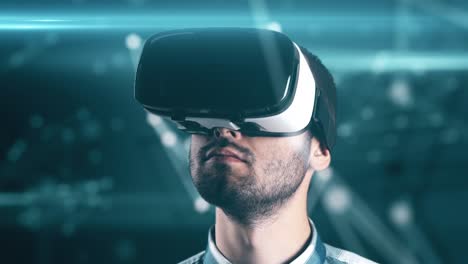 hombre experimentando la realidad virtual