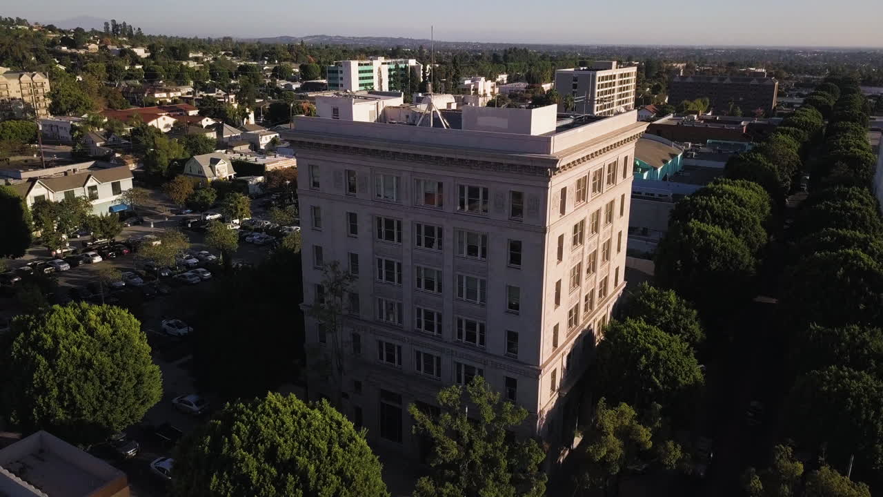 Bank of America BLDG Whittier, California, Aerial orbiting shot