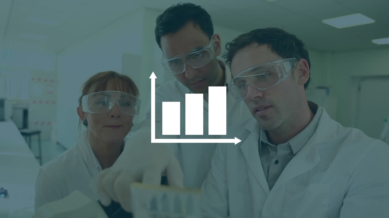 animación del icono del gráfico de barras sobre un equipo de diversos científicos discutiendo juntos en el laboratorio