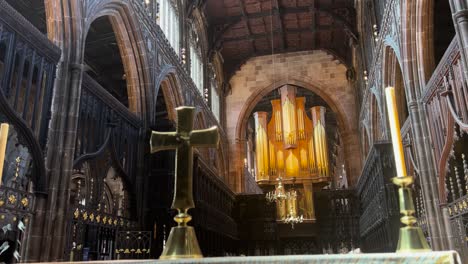 manchester cathedral interior cross church organ