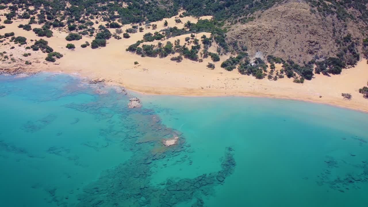 vista aérea de la playa de agios ioannis