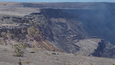 birds flying around the active eruption at the kilauea volcanic crater