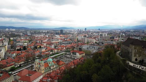 Una-Toma-De-Apertura-Con-Un-Dron-De-La-Ciudad-De-Liubliana