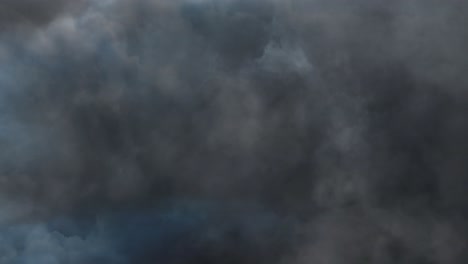 Bright-lightning-in-the-sky,-clouds-background