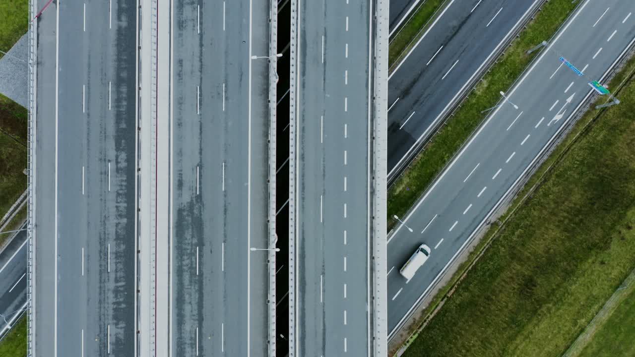 고속도로 교차로 의 공중 사진