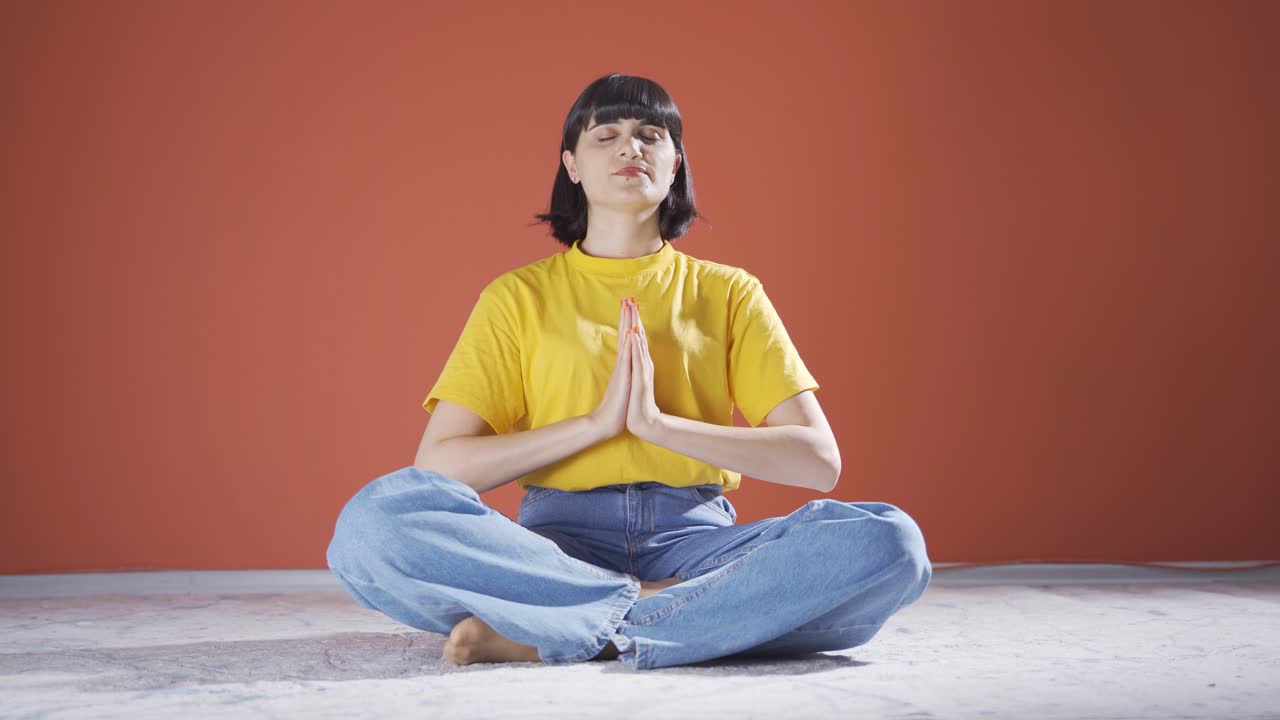 명상하는 여인.