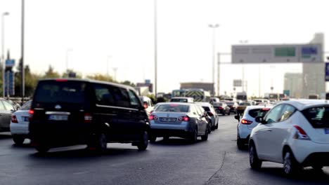 atasco de tráfico de coches en la autopista lapso de tiempo