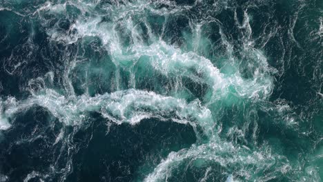 Blue-waves-of-water-of-the-river-and-the-sea-meet-each-other-during-high-tide-and-low-tide.