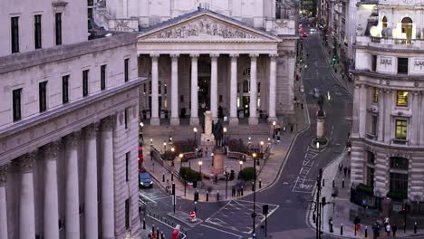 Mirando-Hacia-El-Banco-De-Inglaterra-Desde-Coq-D&#39;argent