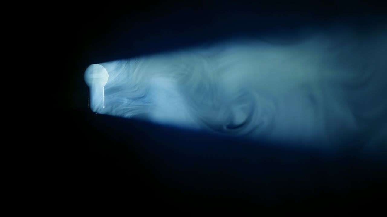 luz misteriosa a través del agujero de la llave.