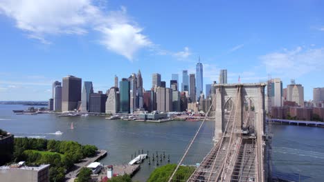 September-2021---4K-aerial-of-lower-Manhattan-from-the-East-River,-NYC,-USA