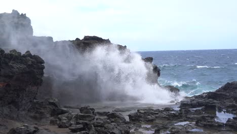 natural blow hole in hawaii