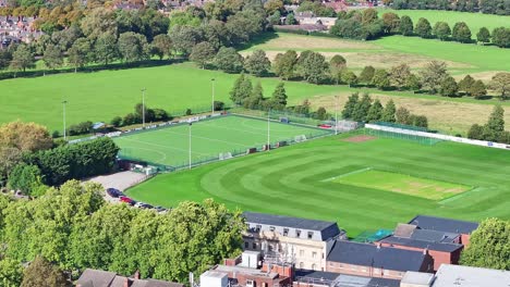 Hockeyfeld-Und-Cricket-Oval-In-Doncaster,-Großbritannien