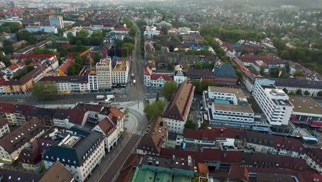 4k-Drohne-Footage-shot-near-the-Cathedral-in,-Fraiburg-im-Breisgau,-Germany-at-Sunrise