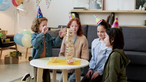 Niños-En-Fiesta-De-Cumpleaños