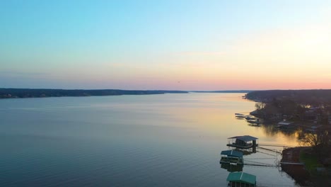 Grand-Lake-O'-the-Cherokees-Highland-Reservoir-Summer-Destination-With-Wooden-Dock-At-Sunset-In-Oklahoma