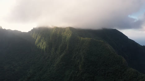 Tahiti,-Insel-Moorea-Stranddrohnenaufnahmen-7