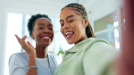 Selfie,-friends-and-face-of-black-women