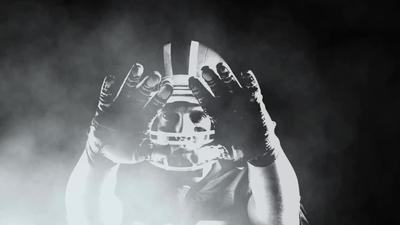 animación de humo sobre jugador de fútbol americano